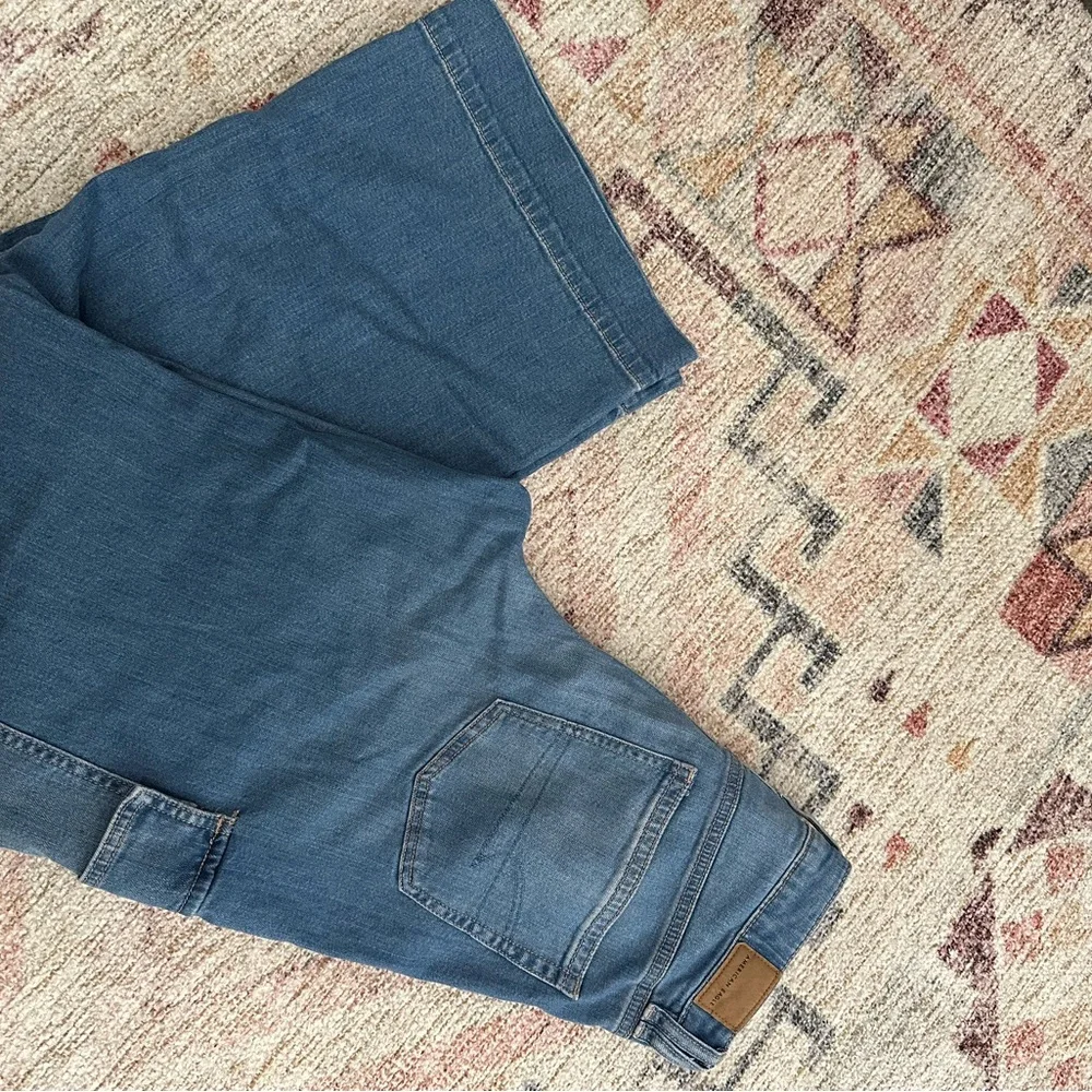 American Eagle Blue Denim Cargo Pants - Picture 3 of 3